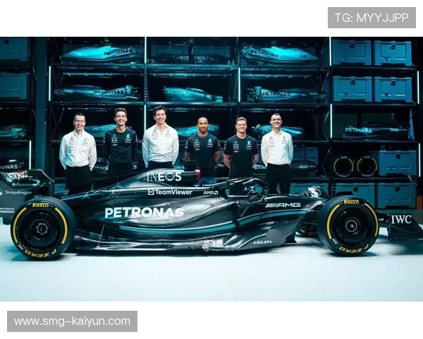 梅奔赛车低速弯表现提升之谜：西班牙站升级套件的长期效果评估